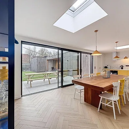 Holiday home Maison Martha In Oostduinkerke